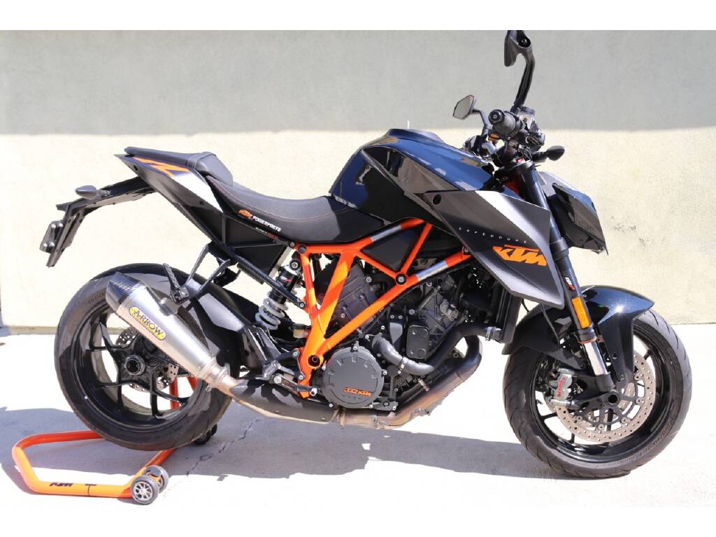 2016 Ktm 1290 Super Duke R Huntington Beach Ca 2016 Ktm 1290 Super Duke R