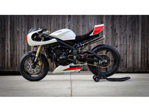 2011 Triumph Street Triple Pics Specs And Information