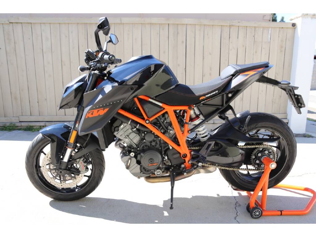 Ktm 1290 Super Duke R >> 2016 Ktm 1290 Super Duke R Huntington Beach Ca Cycletrader Com Ktm 1290 Super Duke R >> 2016 Ktm 1290 Super Duke R Huntington Beach Ca Cycletrader Com