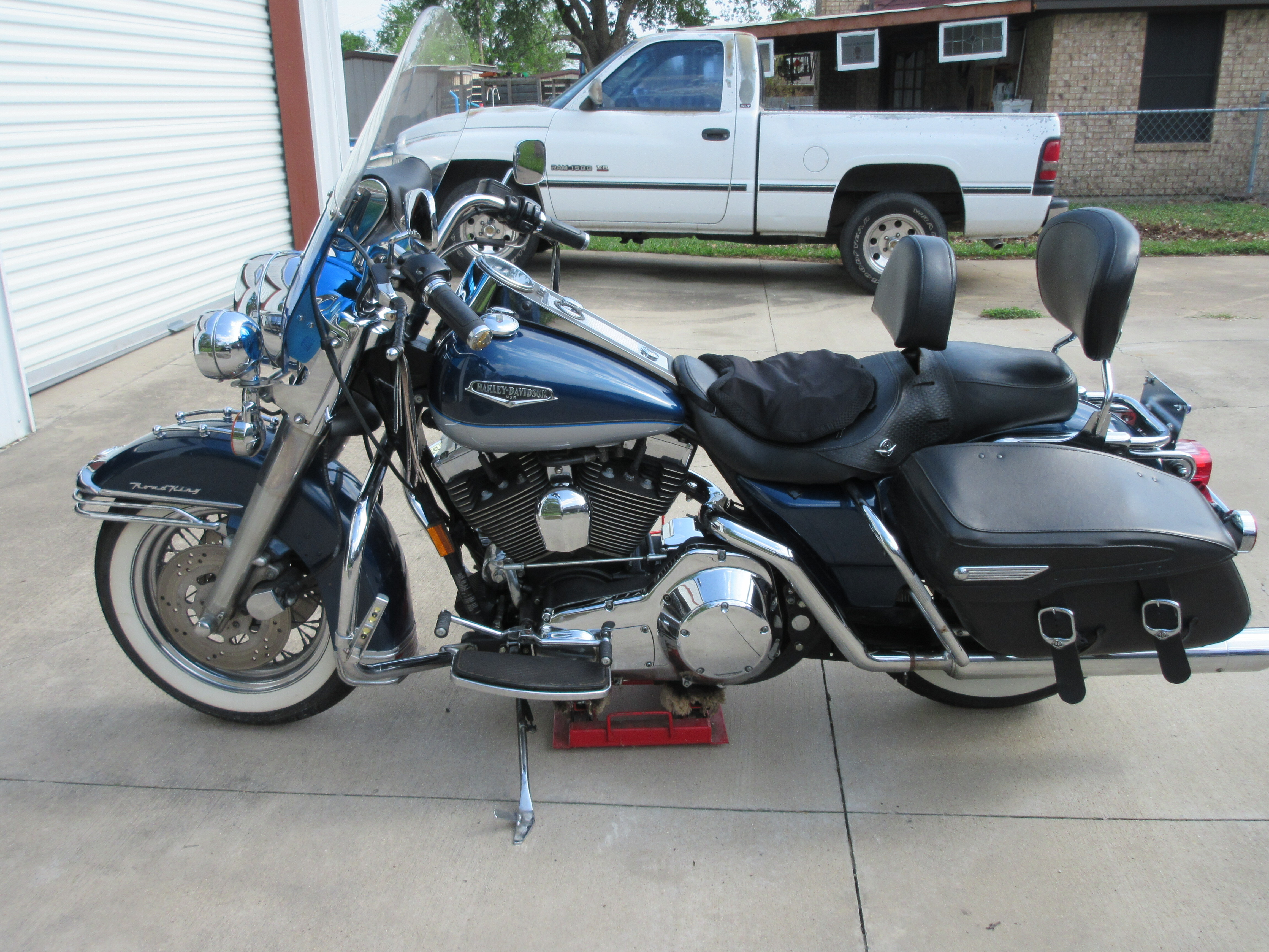 2003 road king hard bolsas