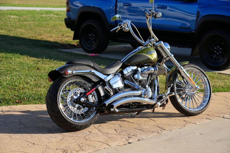 HARLEY DAVIDSON MOTORCYCLES NEAR ME visual data 2