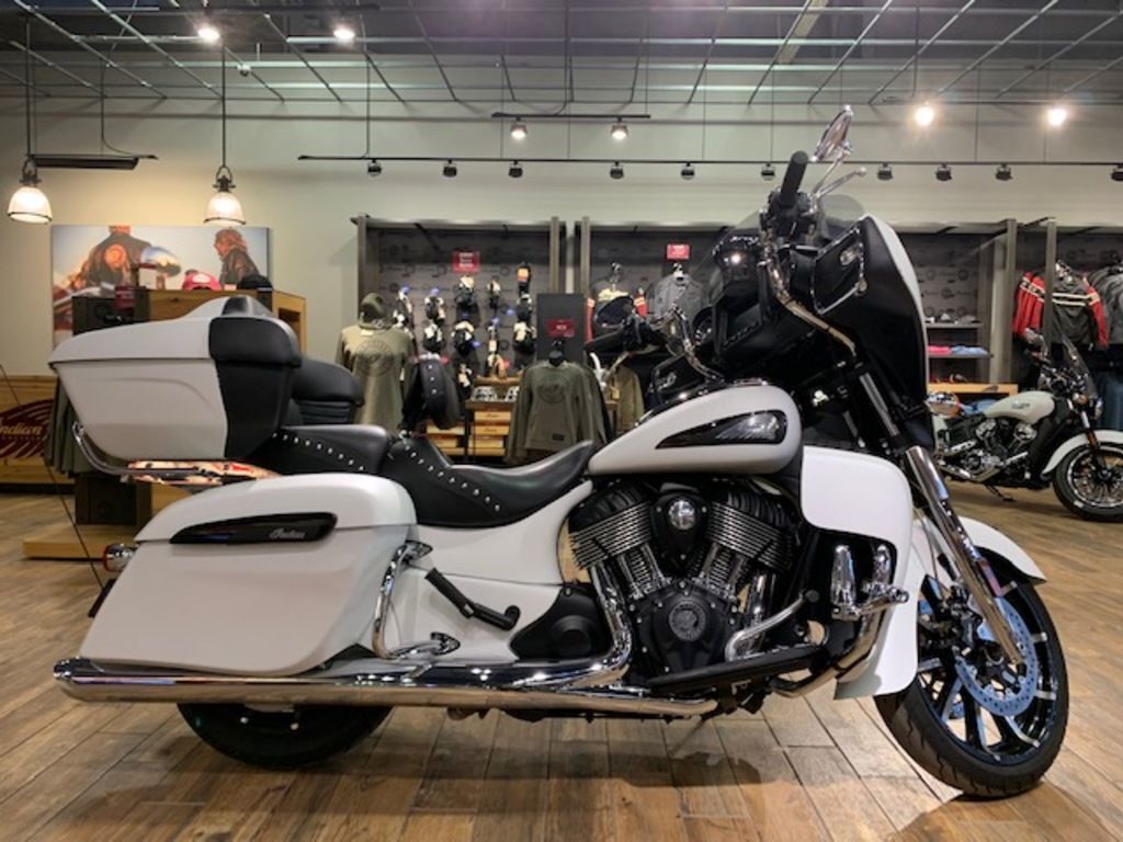 2020 Indian Motorcycle® Roadmaster® Dark Horse® White Smoke For Sale in