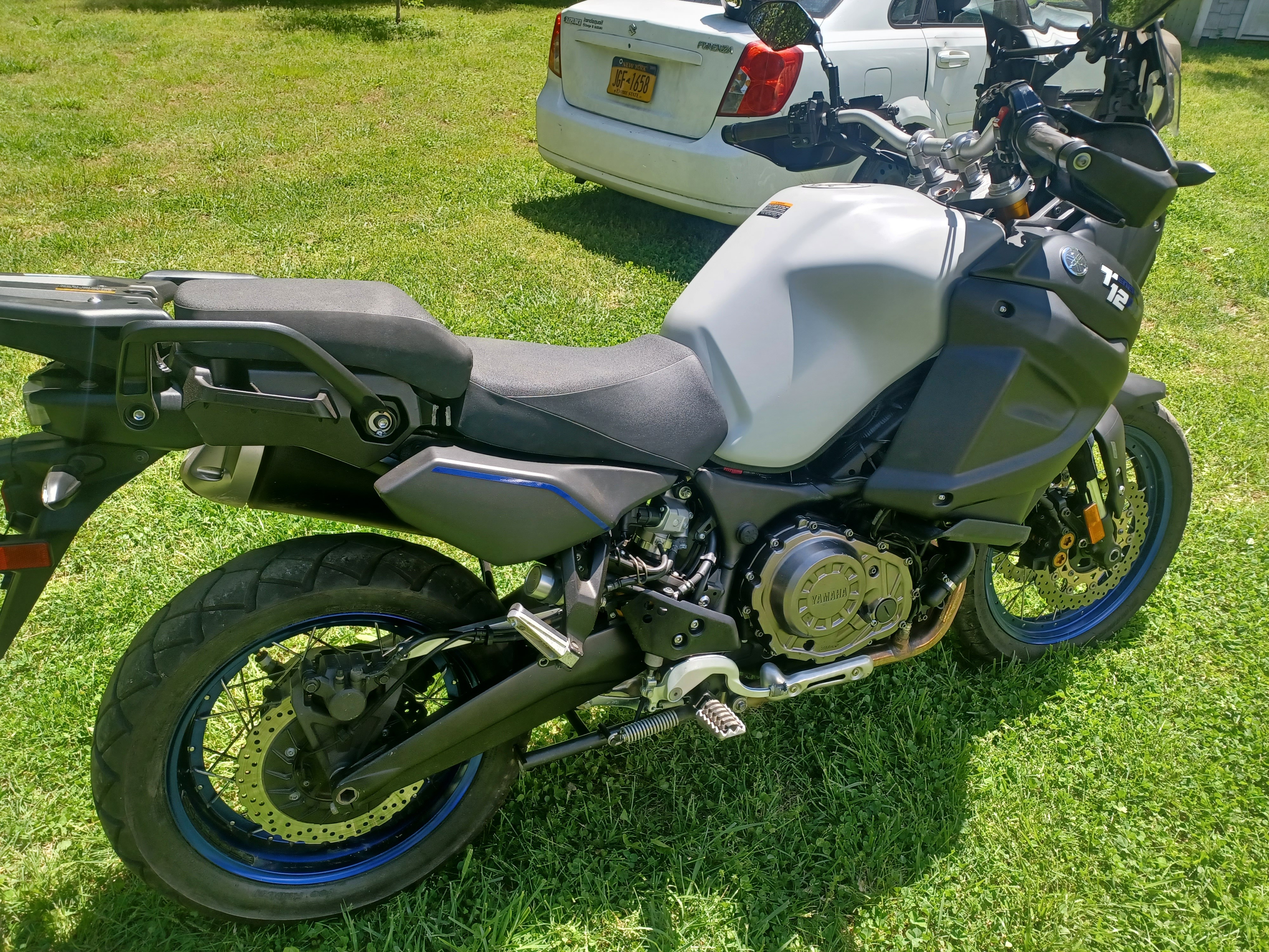 2022 yamaha super tenere es