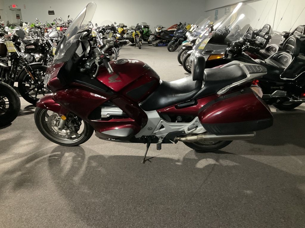 2005 honda st1300