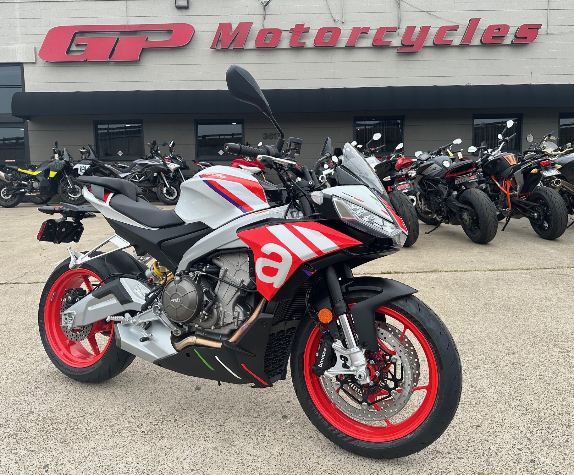 2024 APRILIA TUONO 660 FACTORY Speed White
