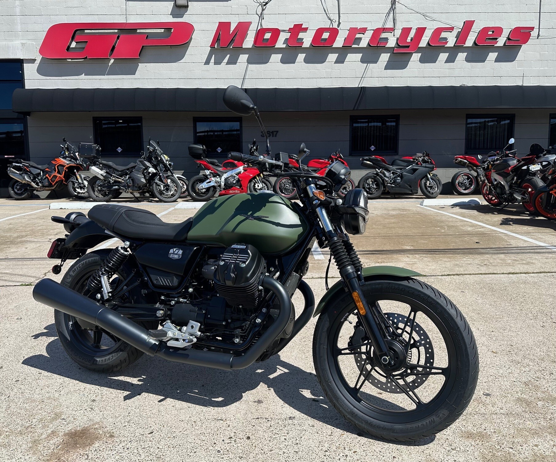 2024 MOTO GUZZI V7 STONE