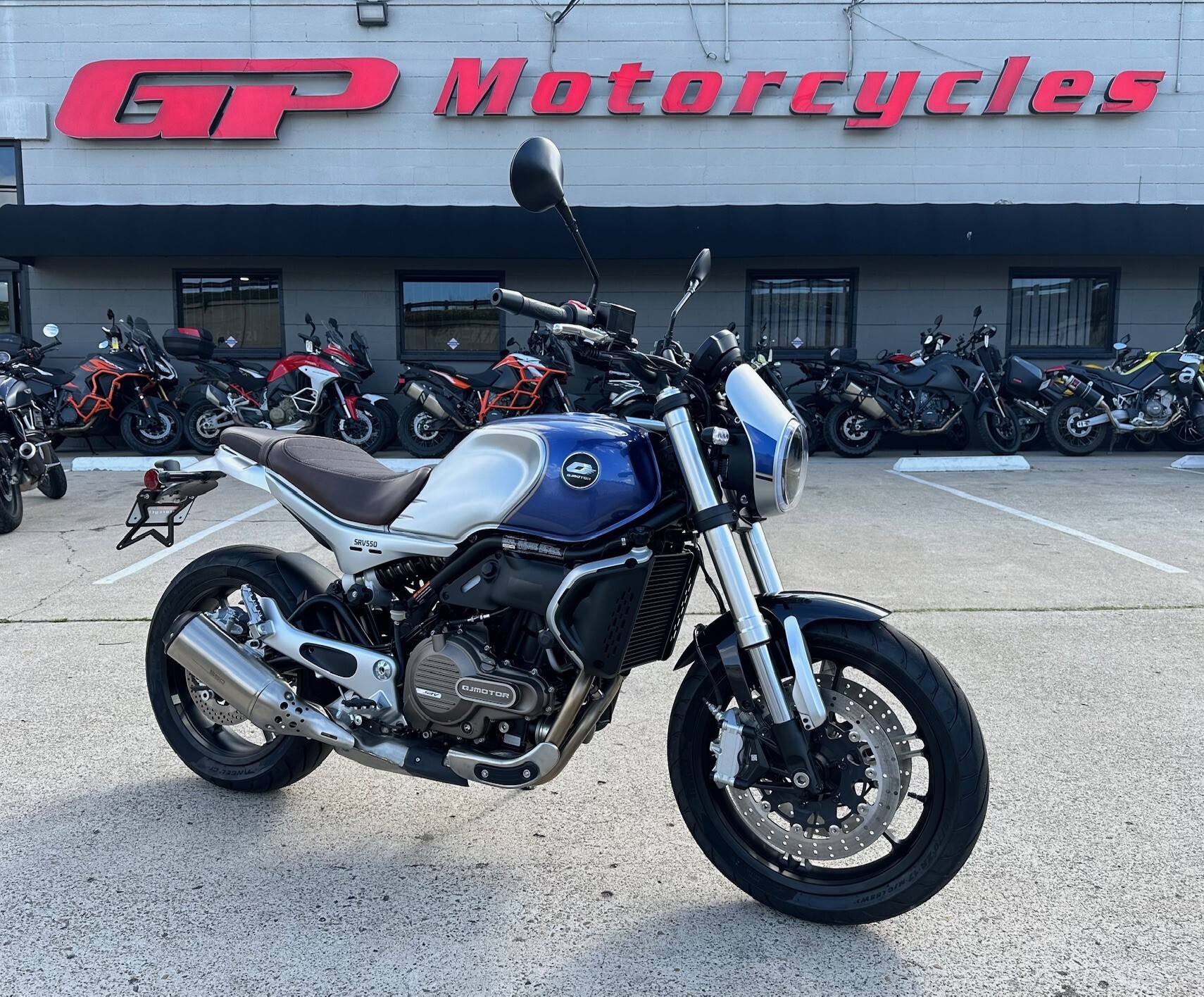 2023 QJMOTOR  SRV550