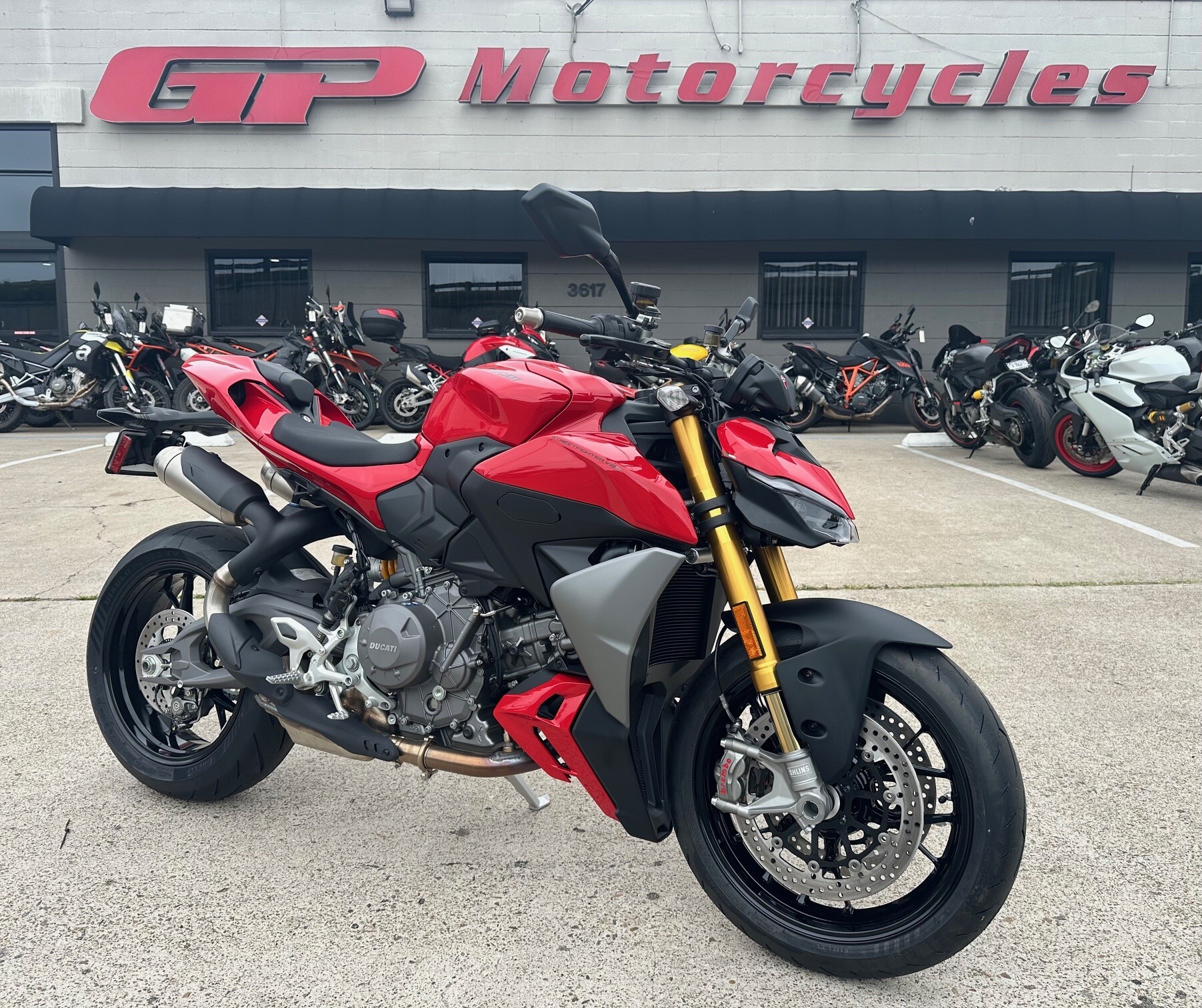 2026 DUCATI STREETFIGHTER V2 S